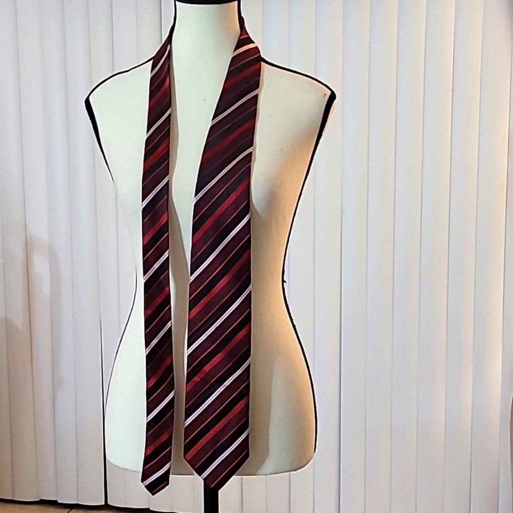 100% silk men's tie black, red, white multicolored